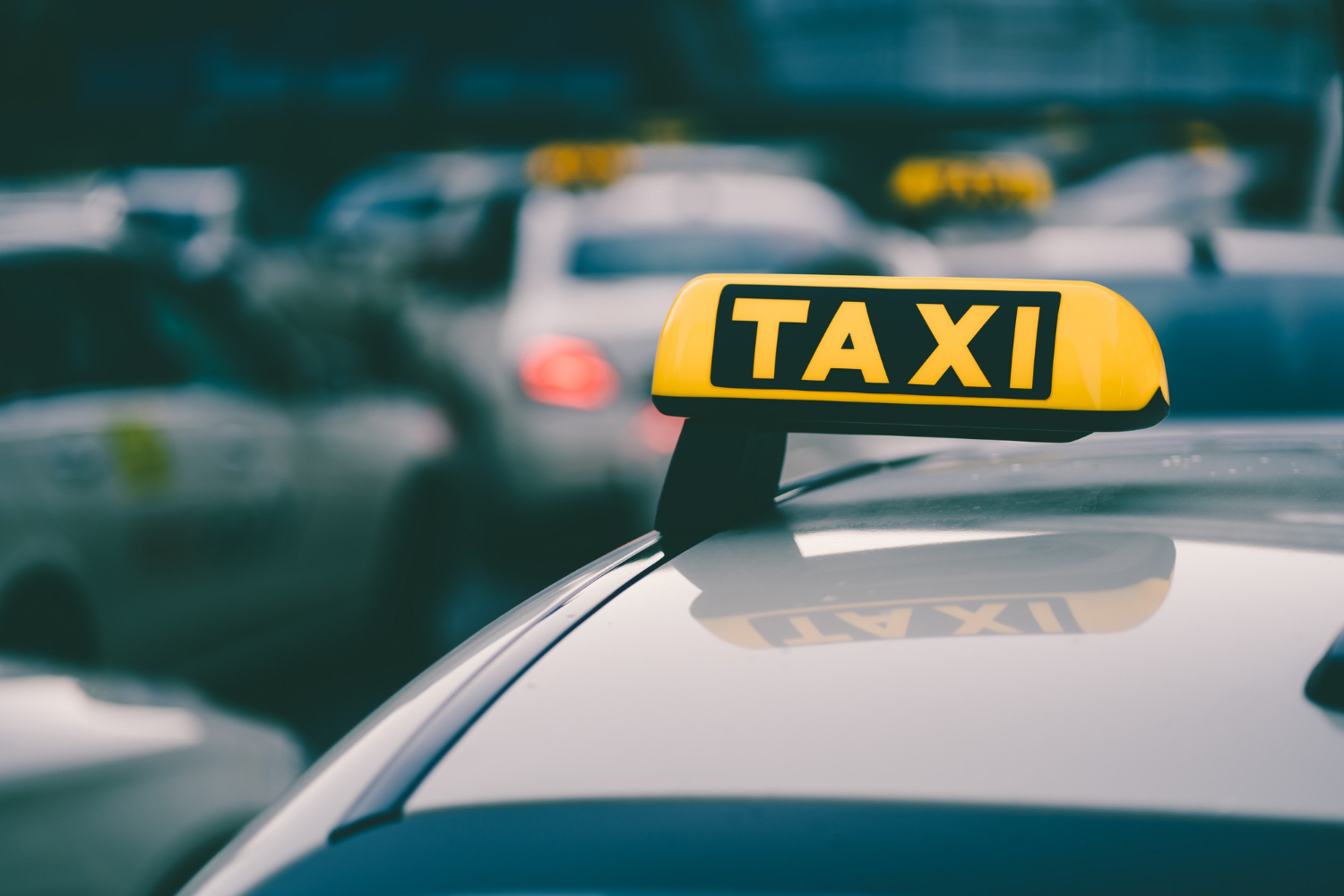 Traslados al aeropuerto y estaciones con reserva anticipada en Sanxenxo